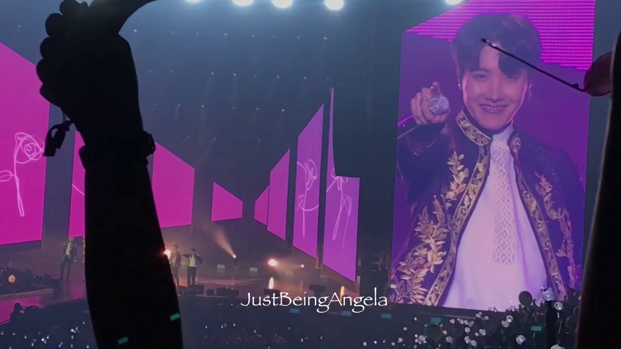 BTS in Newark - BTS Introducing Themselves Fancam | Day 1
