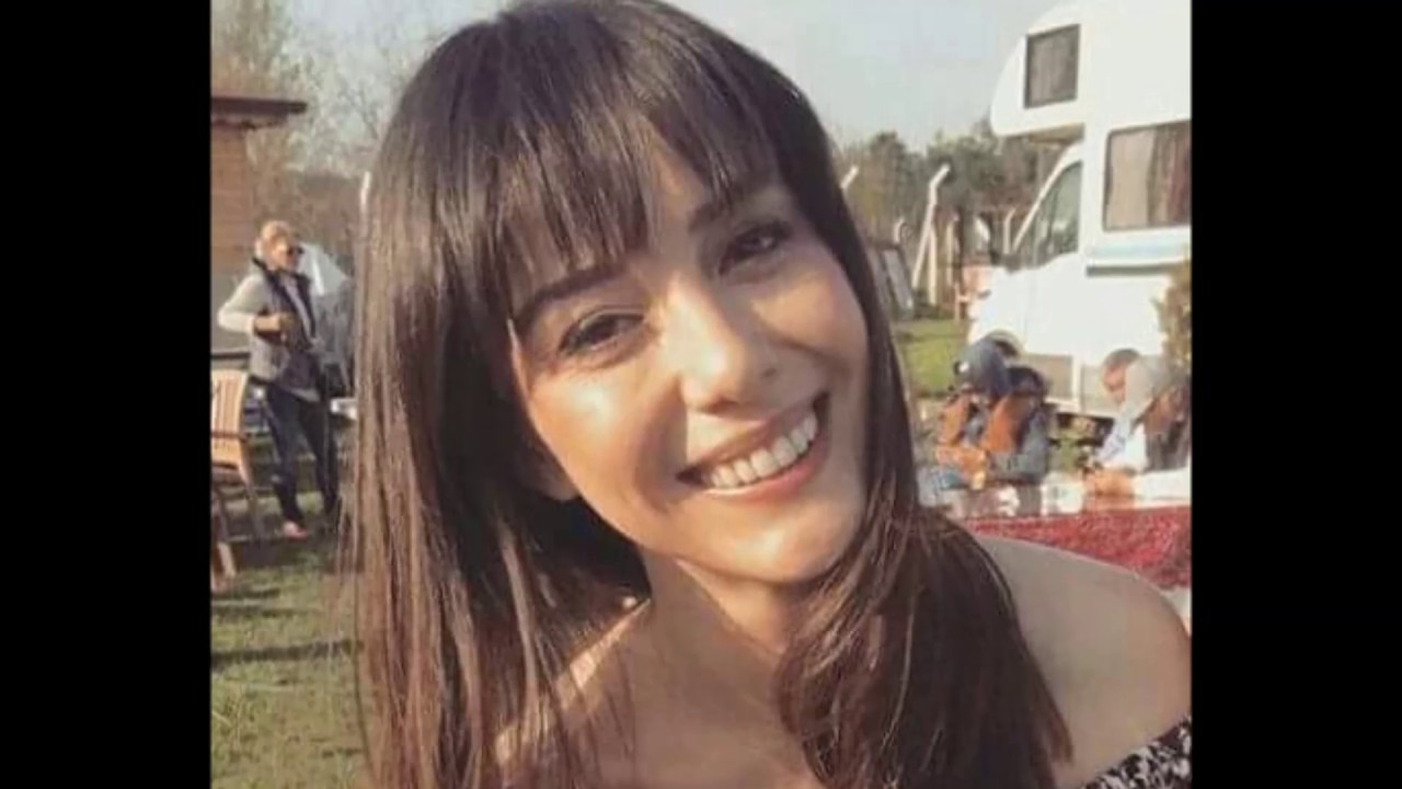 OZGE UN MARE DI EMOZIONI