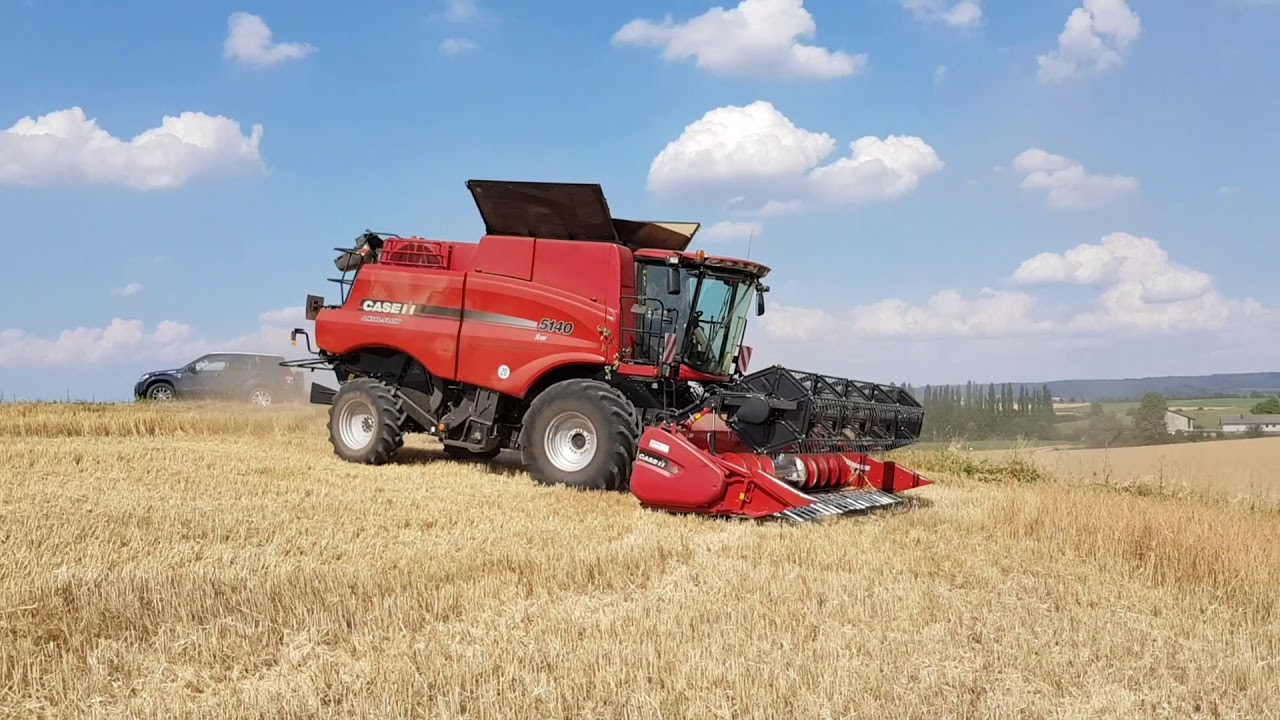 Weizen Dreschen 2018 mit Case Axial Flow 5140