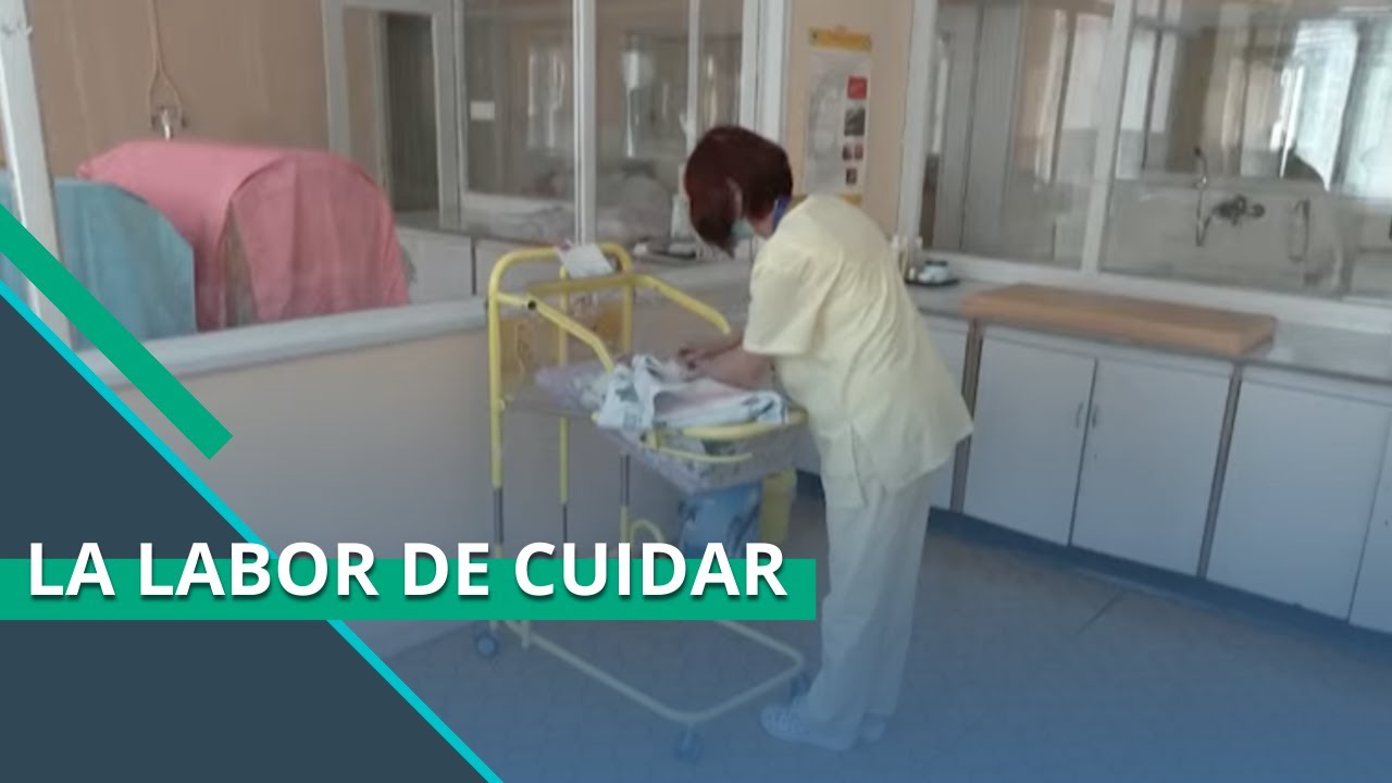 ¿Qué es la “economía de los cuidados” y por qué es esencial?
