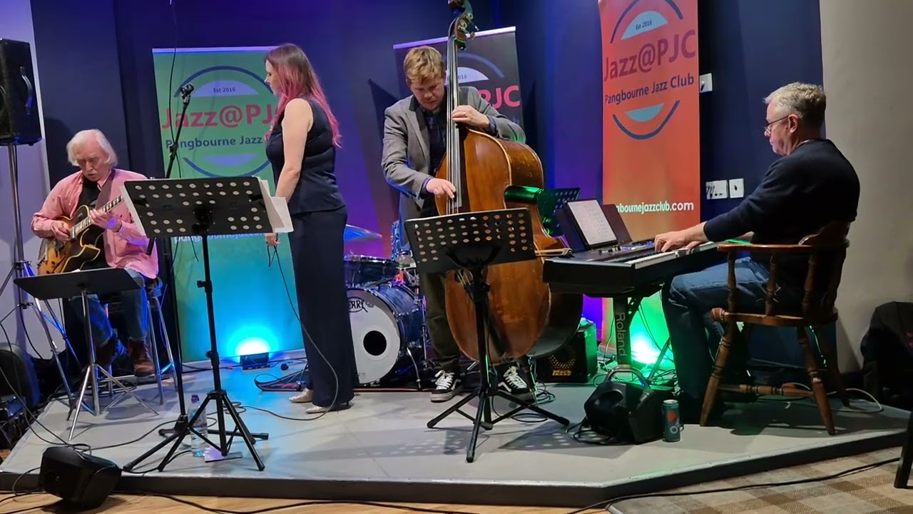 Debby at Pangbourne Jazz Club 2