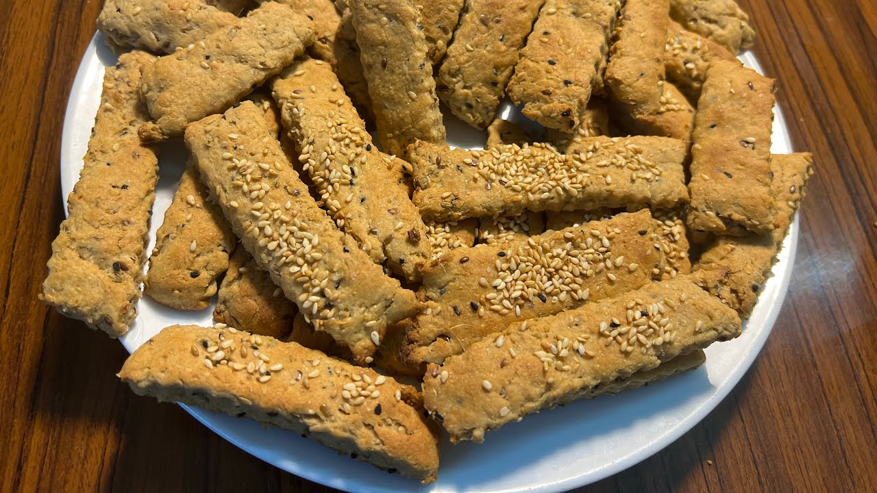 قراقيش دايت بدقيق القمح الكامل وبالشمر والينسون المشبعة الصحية رررهيبة 🥰🥰