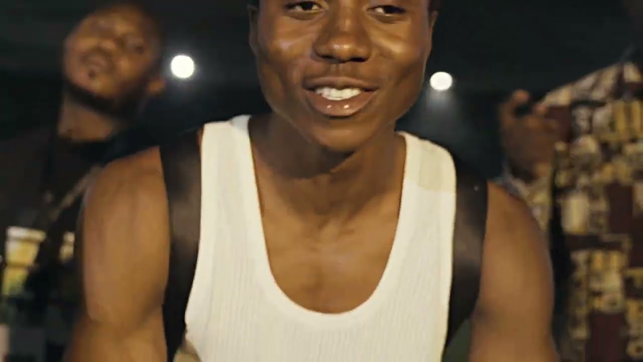 Kayvan - Barz & Paperz (Official Video)