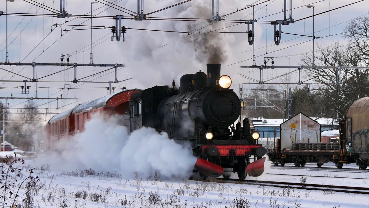Tomtetåget i Oxelösund December 2023 - Sörmlands Veteranjärnväg