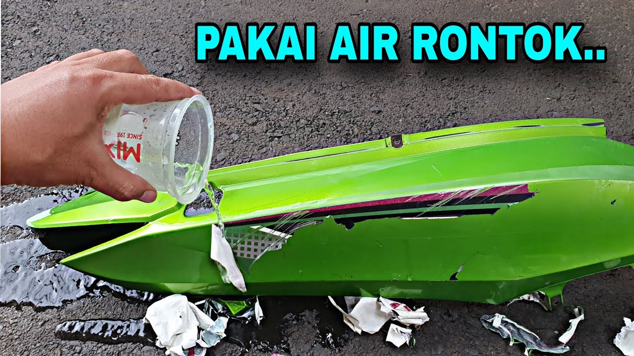 Ternyata mudah.!!Cara melepas stiker/lis motor bawaan pabrik yang merekat dan membersihkan bekas lem