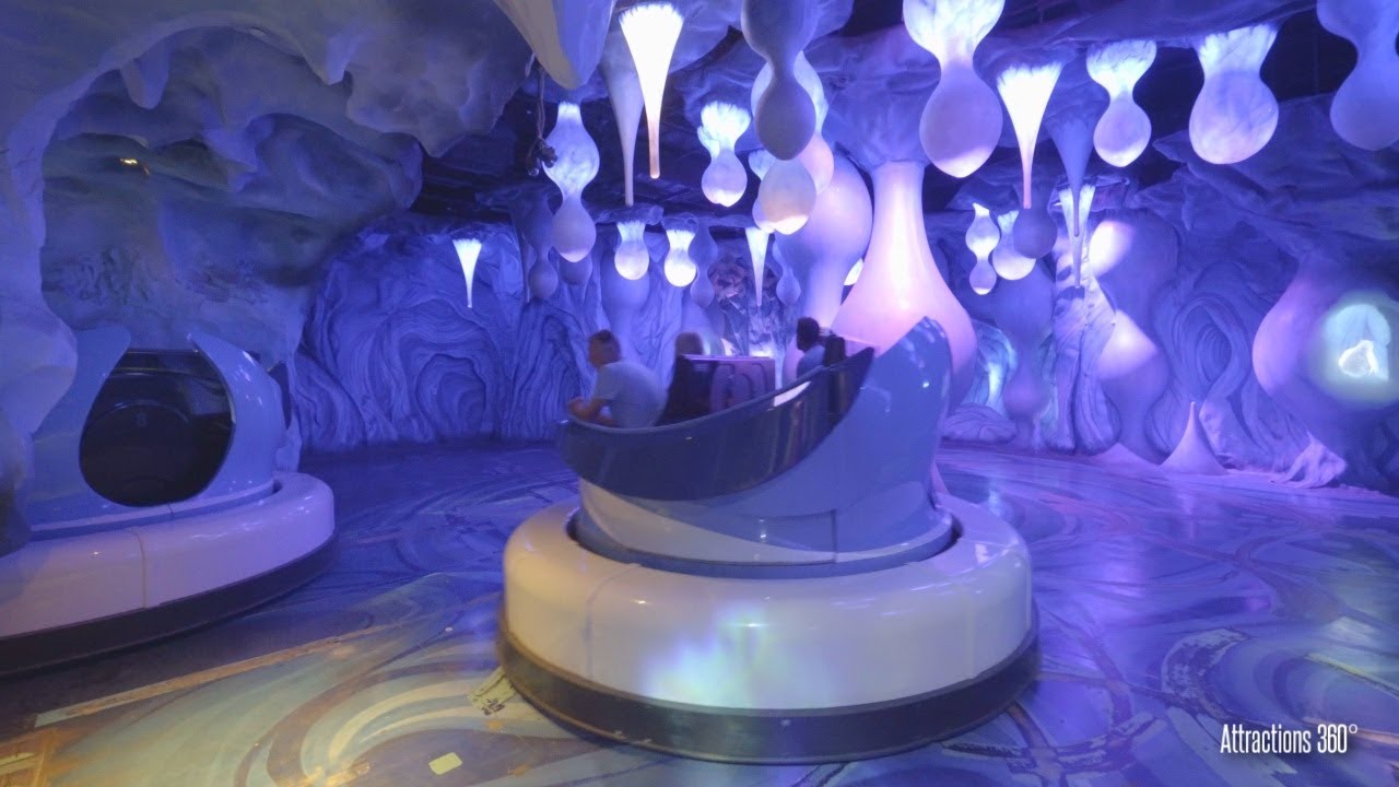 [4K] Penguin Trackless Ride - SeaWorld Orlando - Antarctica: Empire of the Penguin