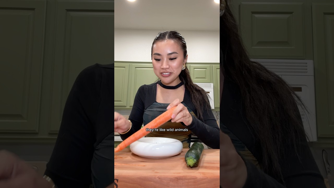 MAKING FOOD FOR MY CATS 🐱🥕