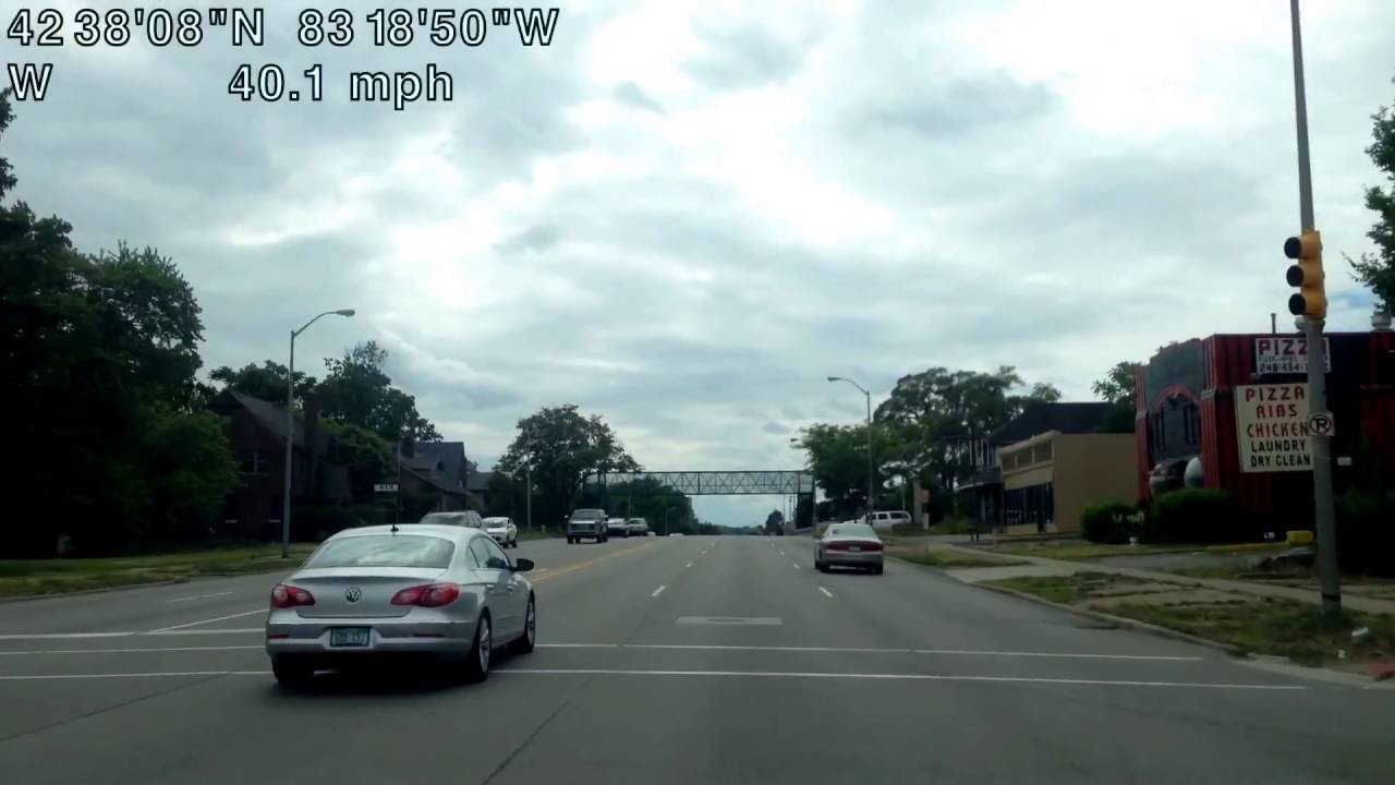 Driving from Pontiac, Michigan to Waterford, Michigan