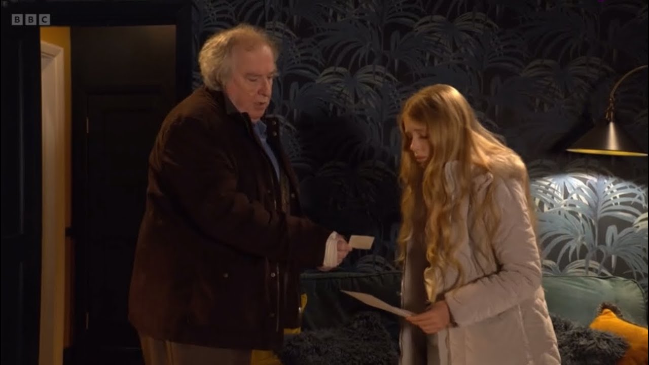 Eastenders Nigel thinks that Lexi is speaking about Claire but she is talking about Phil scene
