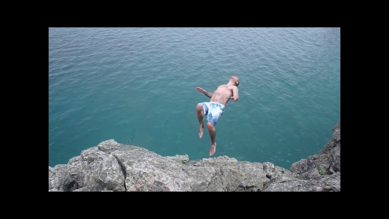 Tobermory Cliff Jumping 2017