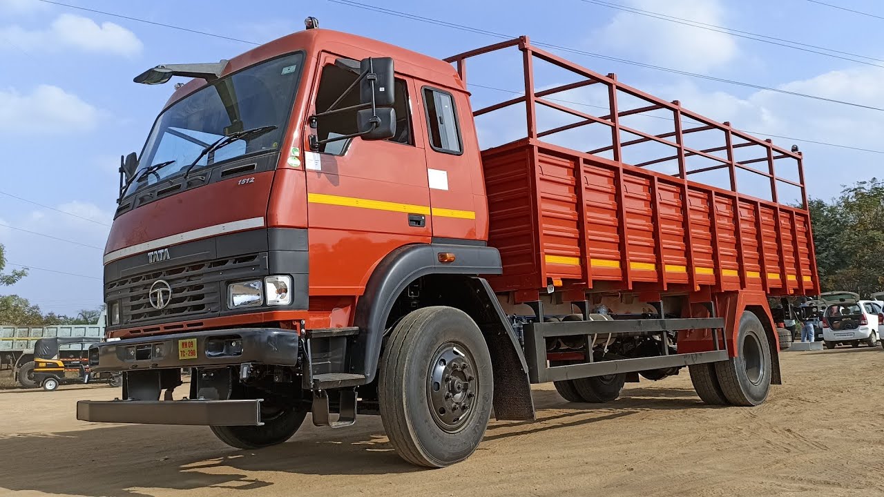 TATA 1512 LPT Sleeper |BS:6|டாடா 1512 LPT ஸ்லைபர்|With Sleeper Cabin|Detailed Tamil Review