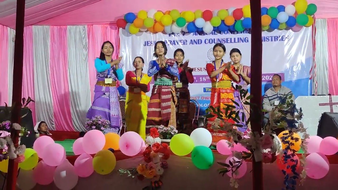 david ni nogorao pwrbu jisu jwnwm jabai   group dance                  jogendro pur Jesus church