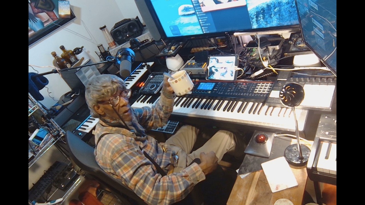CARLTONDMOXLEY is live! bedroom studio morning activities accidentally signed off stream labs