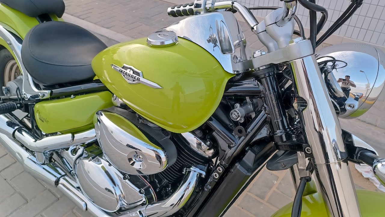 Suzuki Intruder Volusia VL400 VL800 Final Assembling and Engine Starting Part 26.