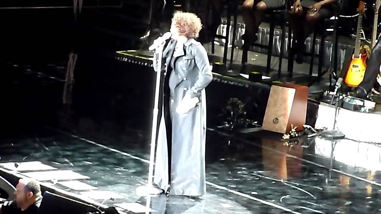 Whitney Houston - I Look To You