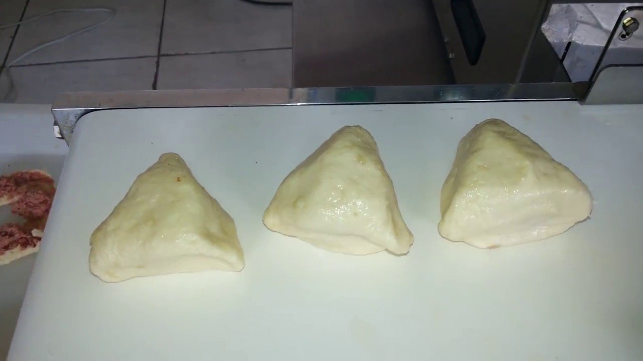 Como produzir esfiha na minha máquina de salgados?