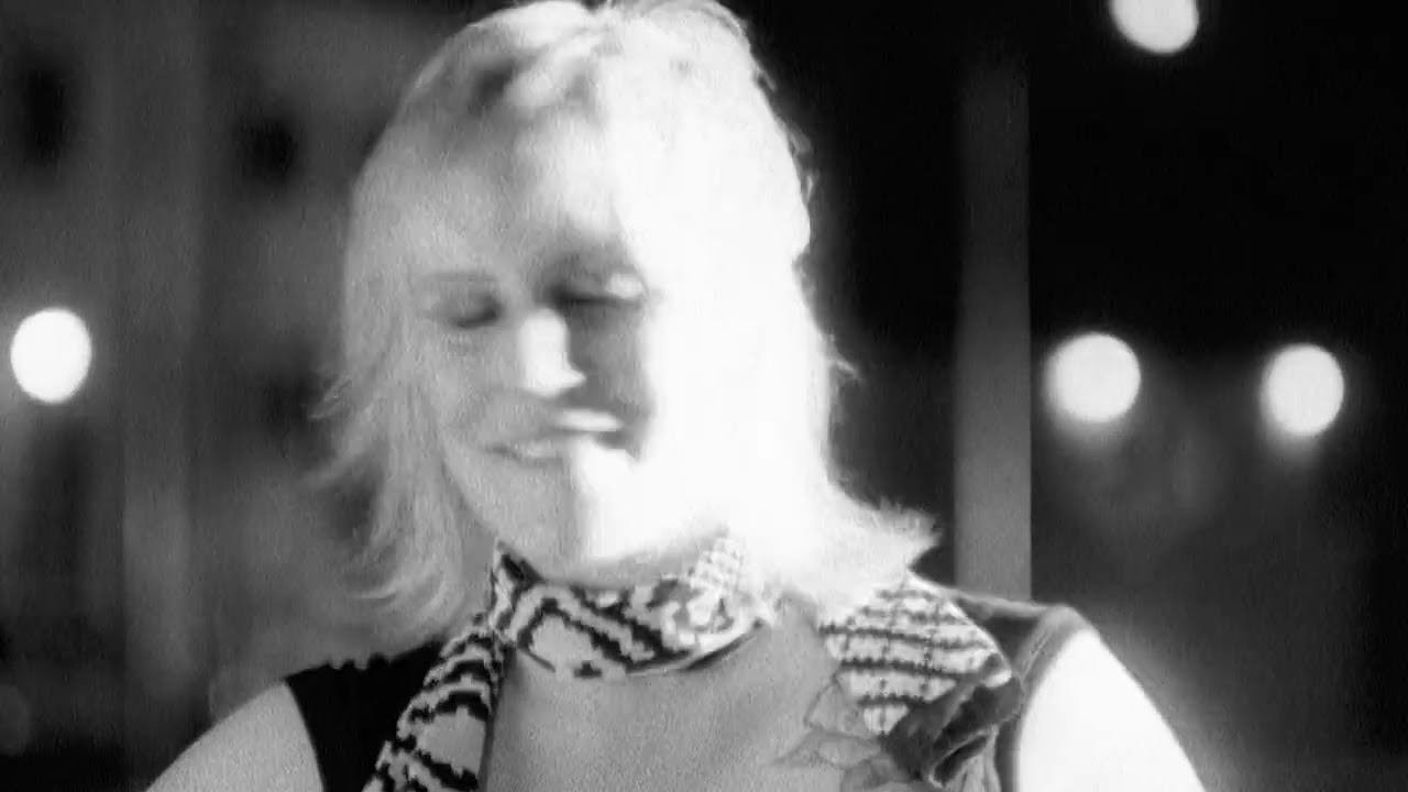 Young Heart Attack - Starlite HD