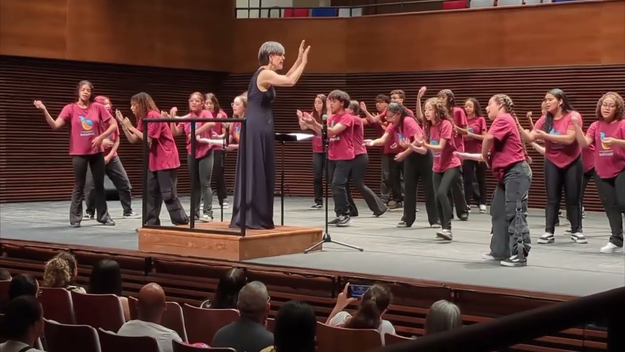N&Atilde;O EXISTE AMOR EM SP (Criolo, arr. Saulo Oliveira) | CORAL BACCARELLI | Reg&ecirc;ncia Silmara Drezza