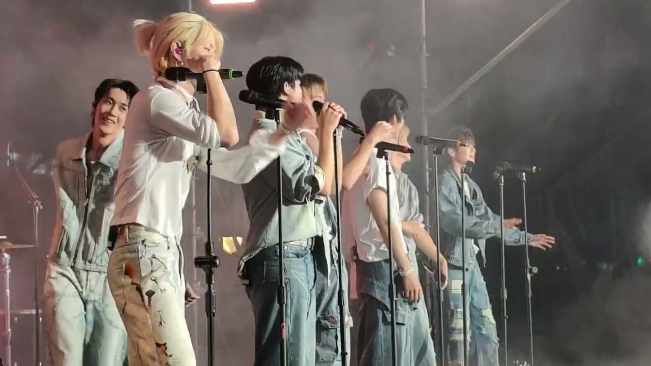 #arkis #熱門 #推薦 #基隆 #台灣 ARKis演唱Beautiful Day 在基隆國門廣場