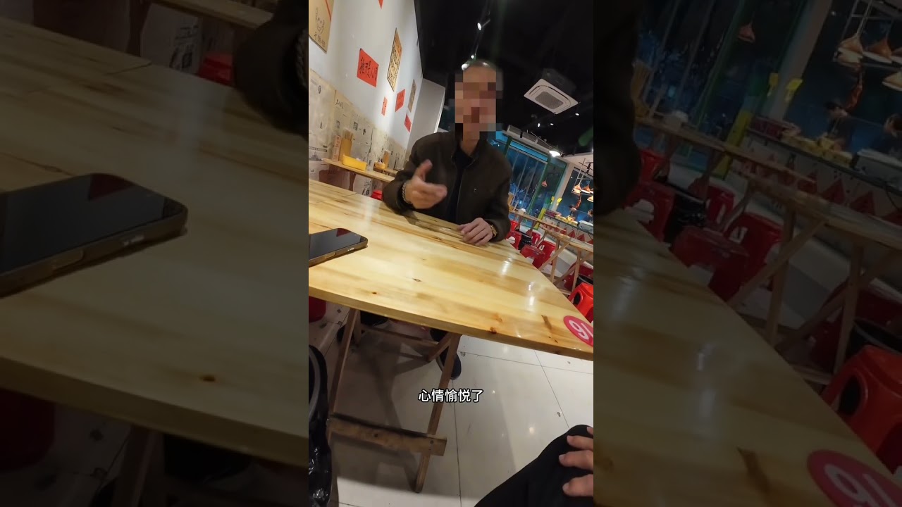 包大姐的弟弟，一开始对我是十分反感！一个月以后看到姐姐和外甥女变得这样好！现在也十分认同！表示姐姐不听父母，不听他也不听她儿子的！只信任我！了解到他过的其实也并不好！所以我决定也帮帮他……无奈被大姐