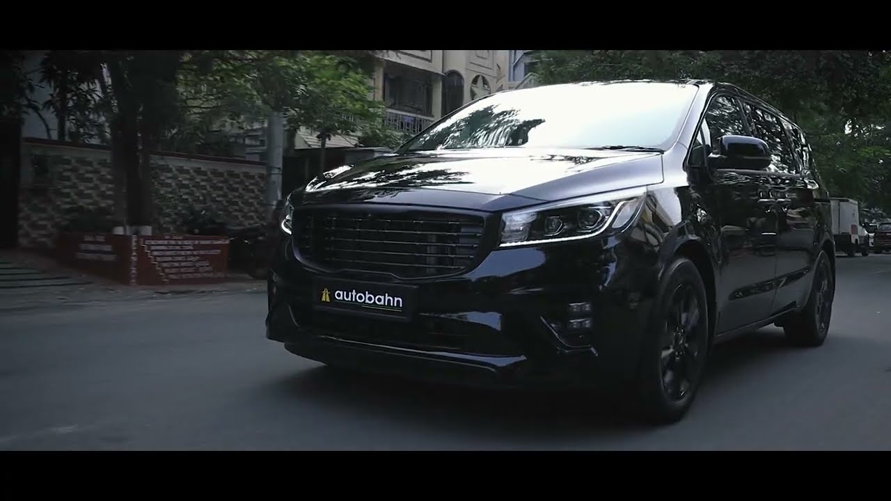 Mr. Black | Kia Carnival | Blackout