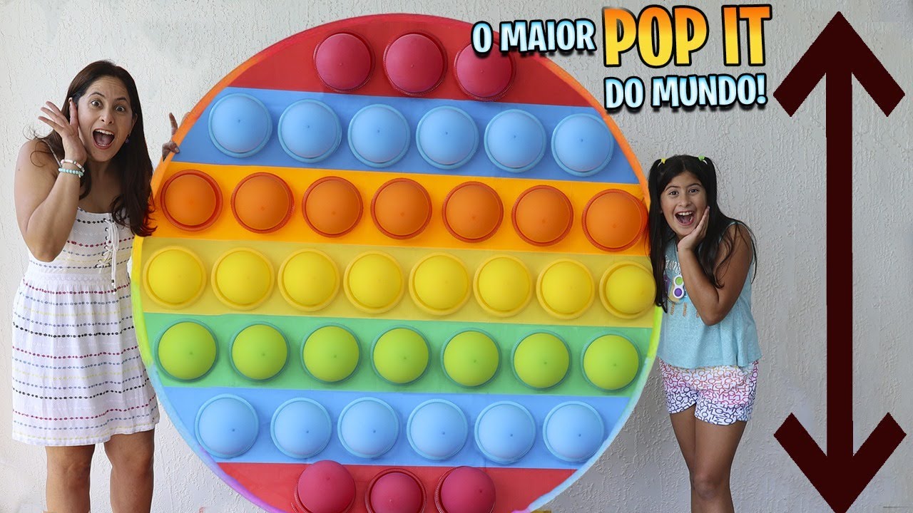 Fiz um pop it gigante para o aniversário da Maria Clara