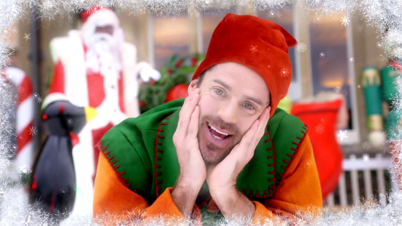 A League of Their Own Lads Sing Feliz Navidad