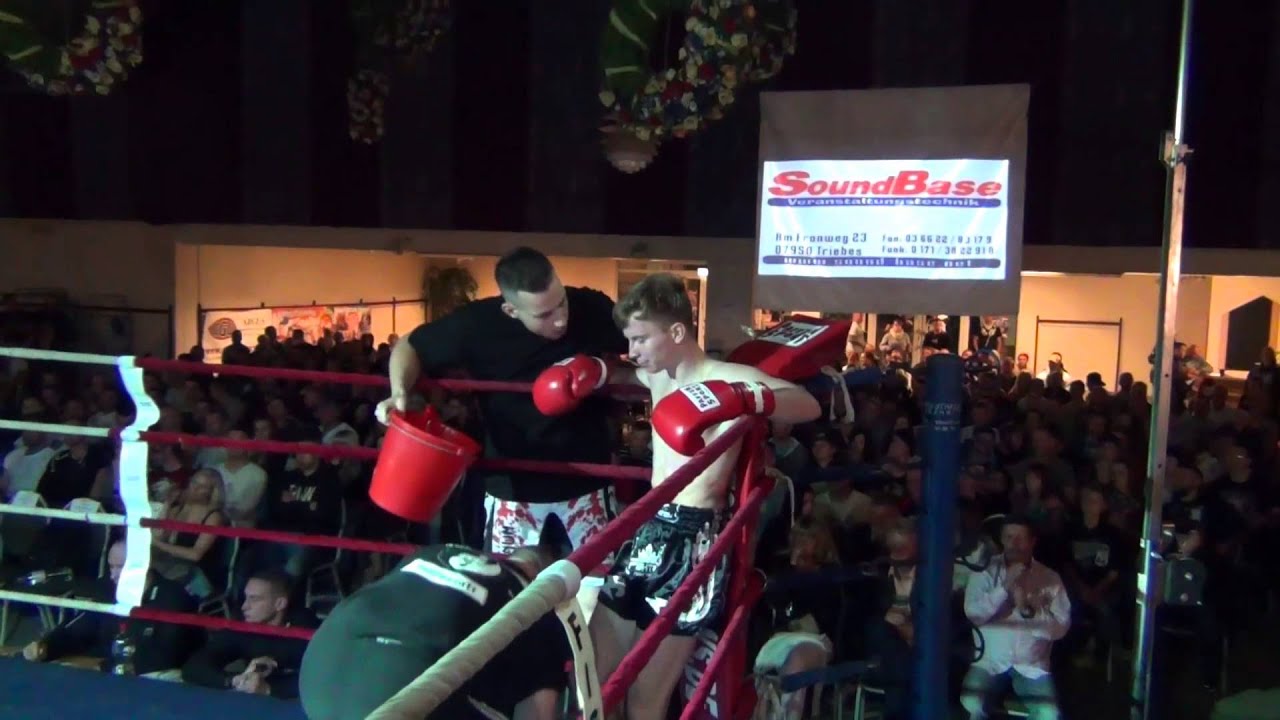 Fips Neukamm vs. Max Finzelberg - Fight Club Plauen 2014