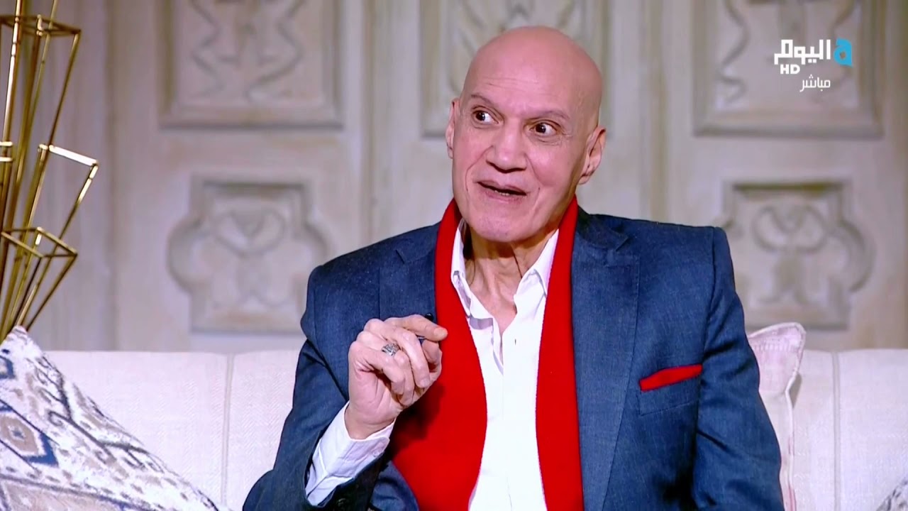 الفنان مجدي إدريس: كلنا ممثلين.. وماليش في الشللية