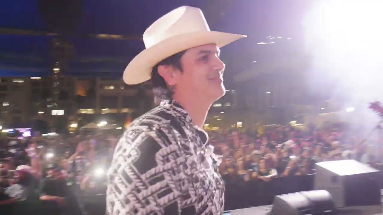 BEHIND THE SCENES | Regulo Caro y Noel Torres at Pershian Square in Downtown LA!!