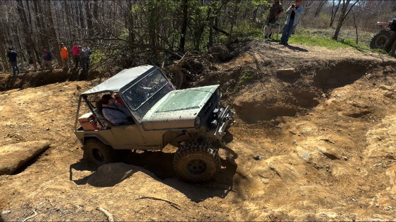 Mahindra Roxors take on Windrock Trail 15
