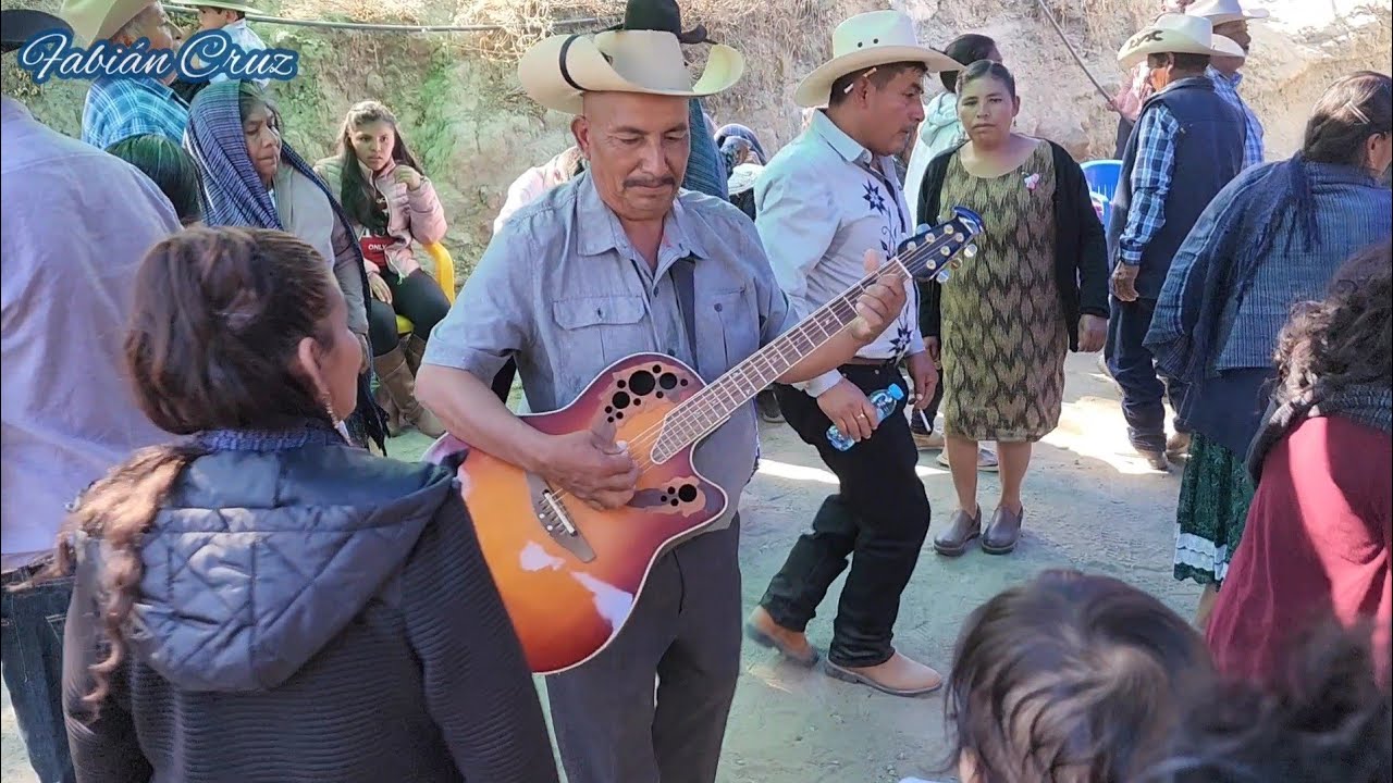 Baile Con Violin en la casa de la Novia | Boda Tradicional en San Juan Mixtepec