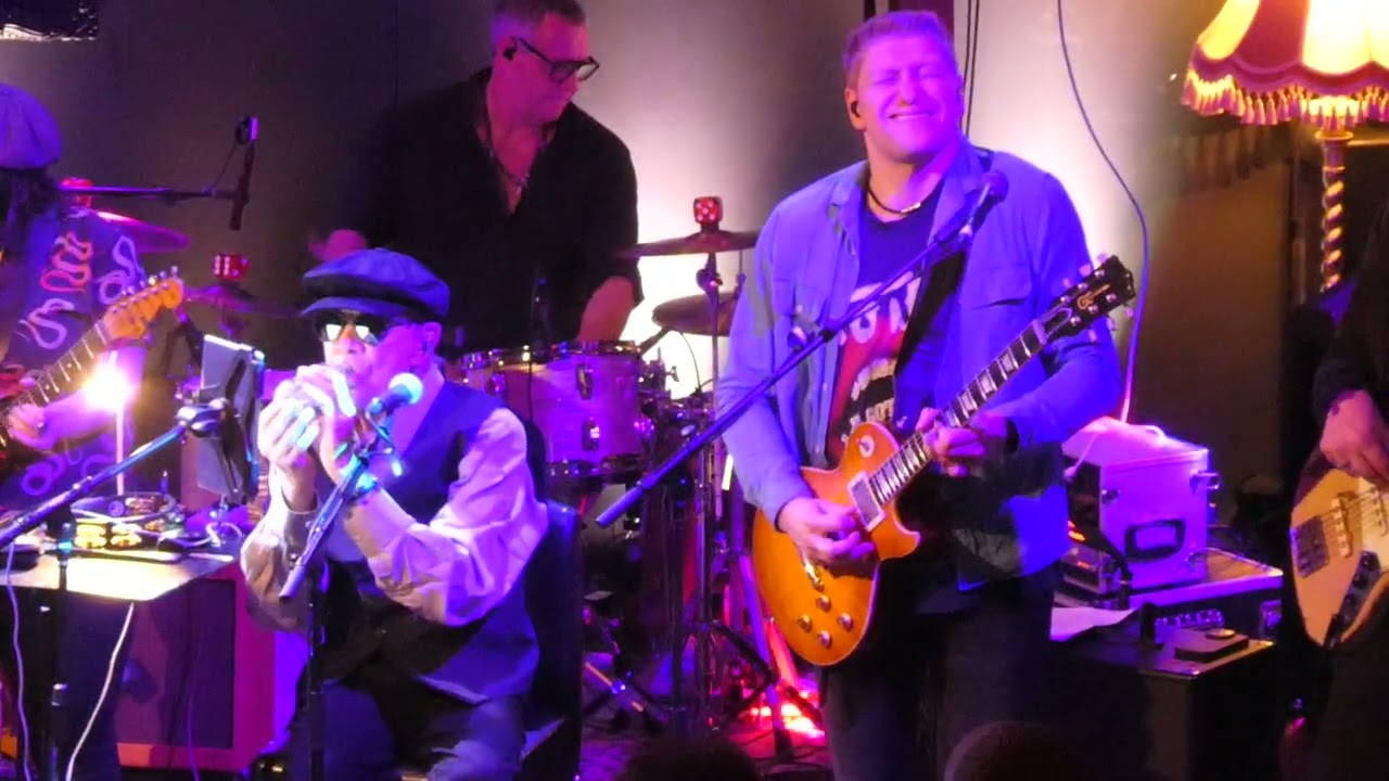 Mitch Ryder in the Macca Club - Soul Kitchen