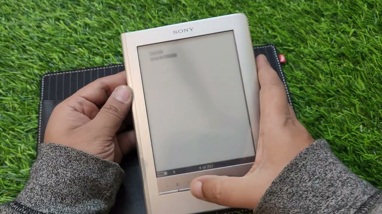 Sony PRS-600 Touch Edition E-Book Reader