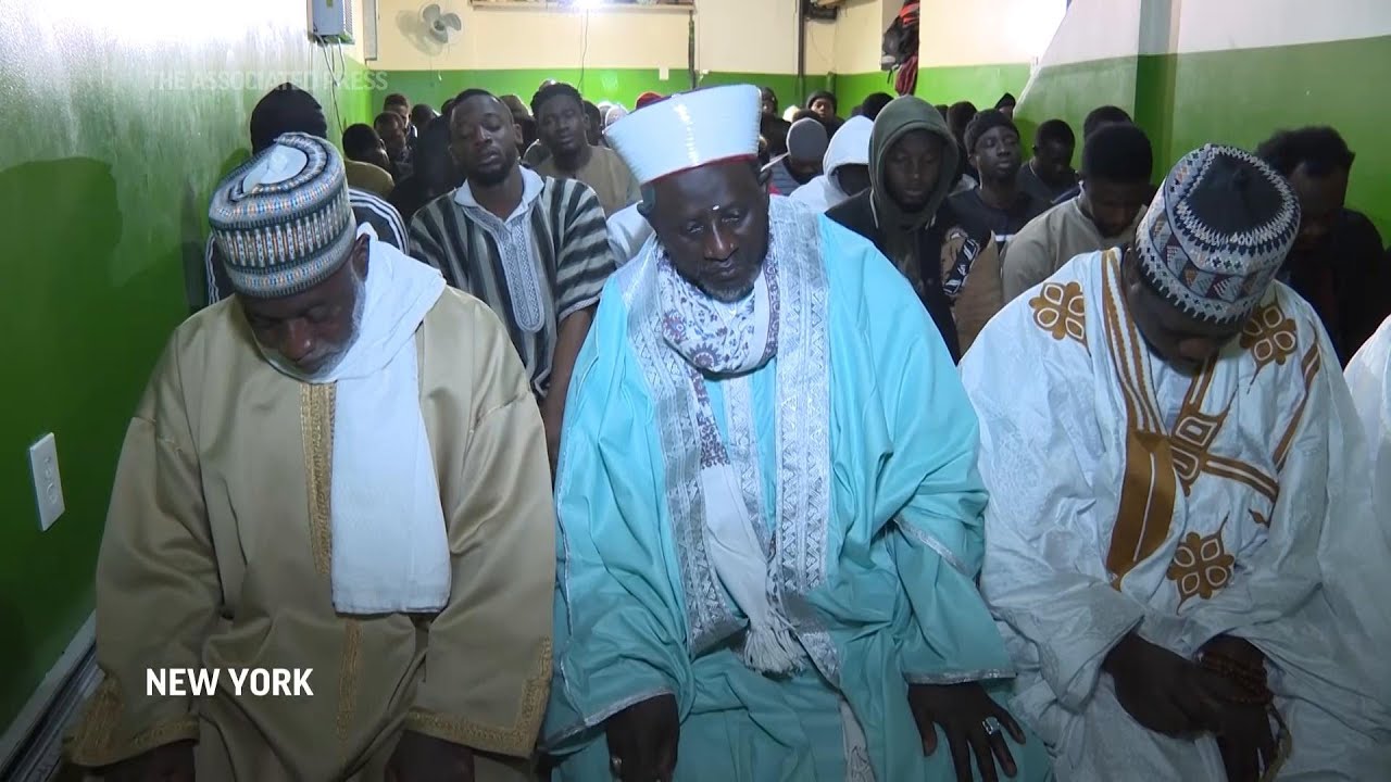 Bronx mosque provides cultural support during Ramadan for migrant influx
