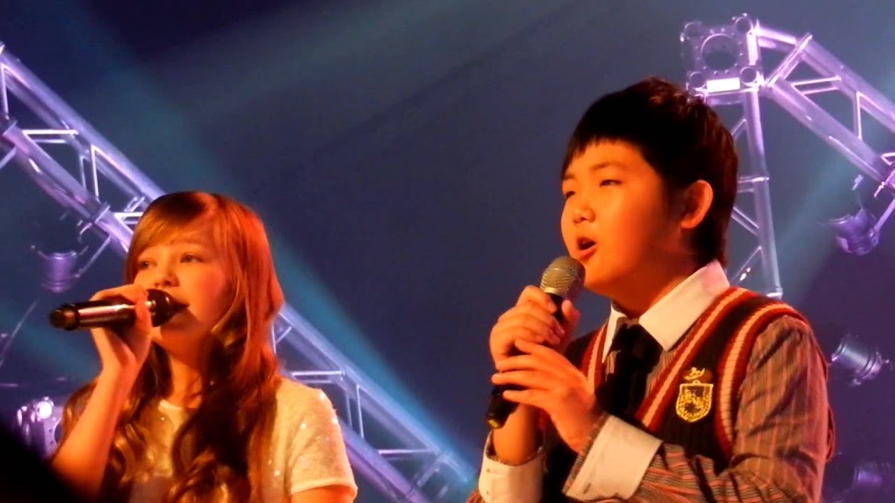 Connie Talbot小康妮&Paul Zhang張龍-Heal the world(完整)