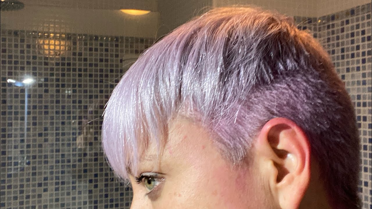 De las canas al rosa