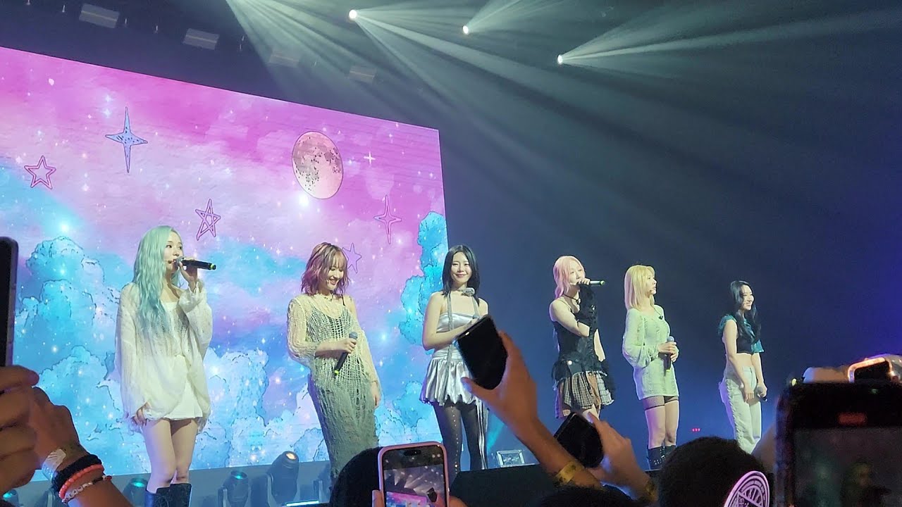 Dreamcatcher (드림캐쳐) - 'Fireflies' @ Luck Inside 7 Doors in São Paulo (15.09.2024)