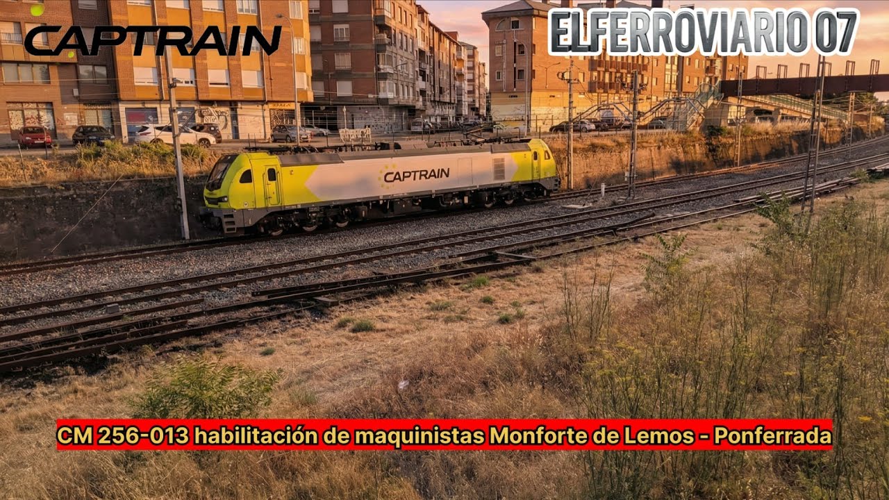 CM S-256-013 habilitación de maquinistas entrando en la estación de Ponferrada destino Ponferrada