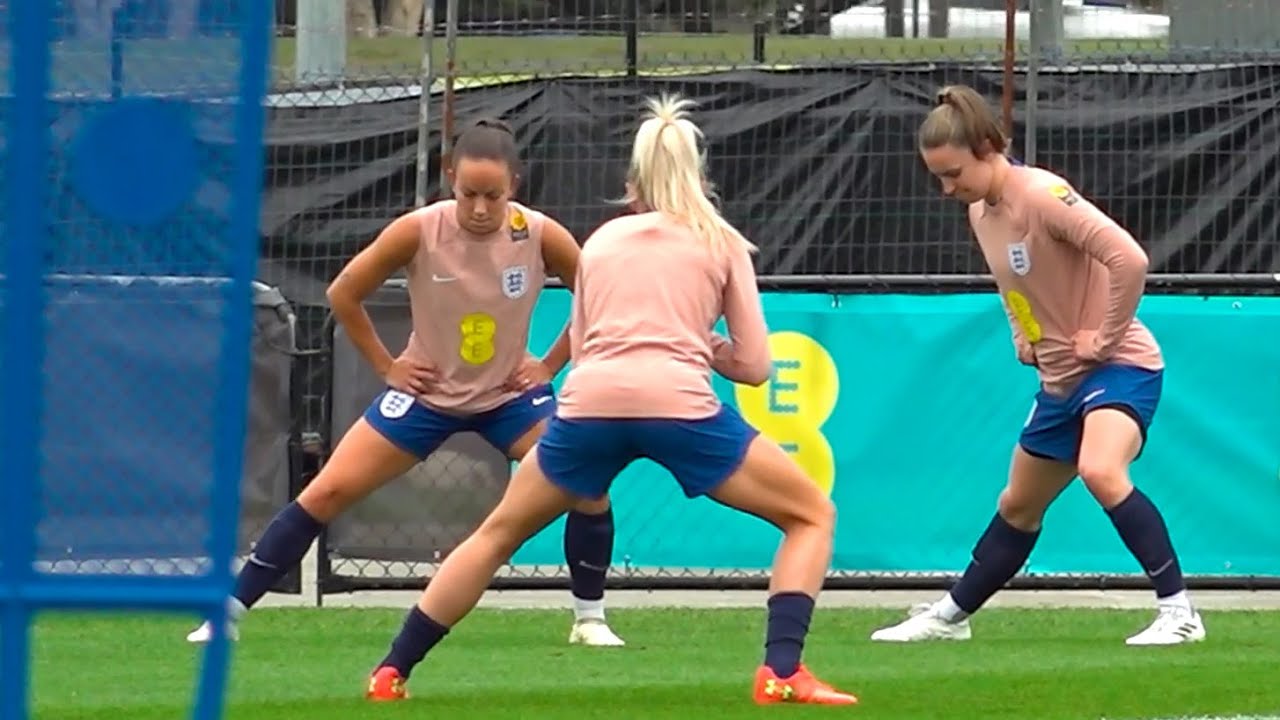 Lionesses train in Brisbane ahead of World Cup opener