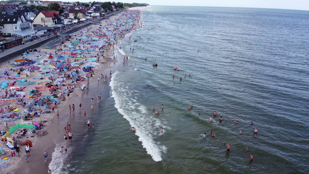 Dji mini 2 Sarbinowo przelot nad plażą 9 08 2021