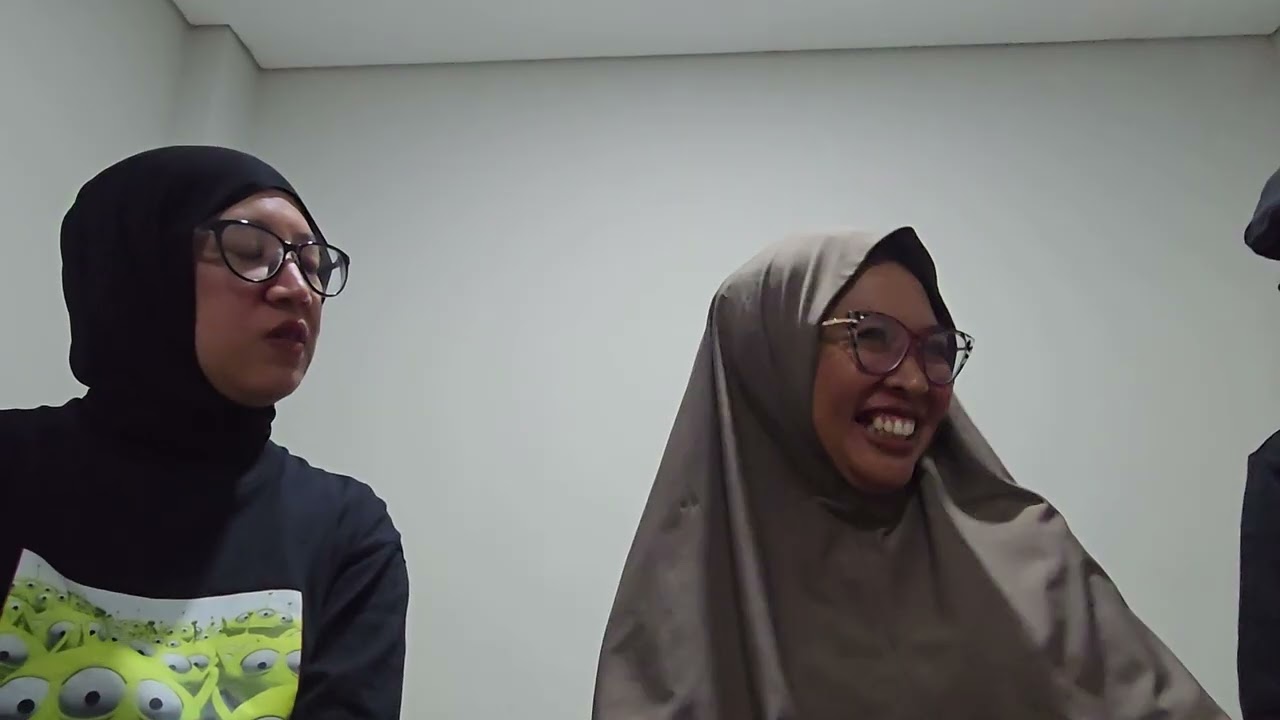 (Just Part 1) Should I Get a Divorce? Her Journey with Bipolar (from Jogja, Indonesia)