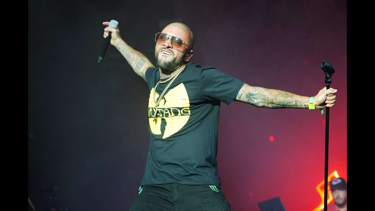 Souldia: entrée sur scène et extrait du spectacle au FEQ
