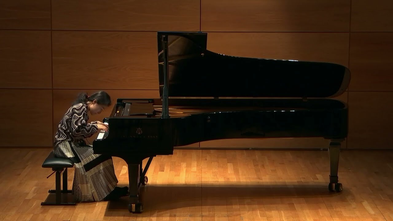Jiali Wang plays Clementi Piano Sonata in F-sharp minor Op.25 No.5, 1st movement 