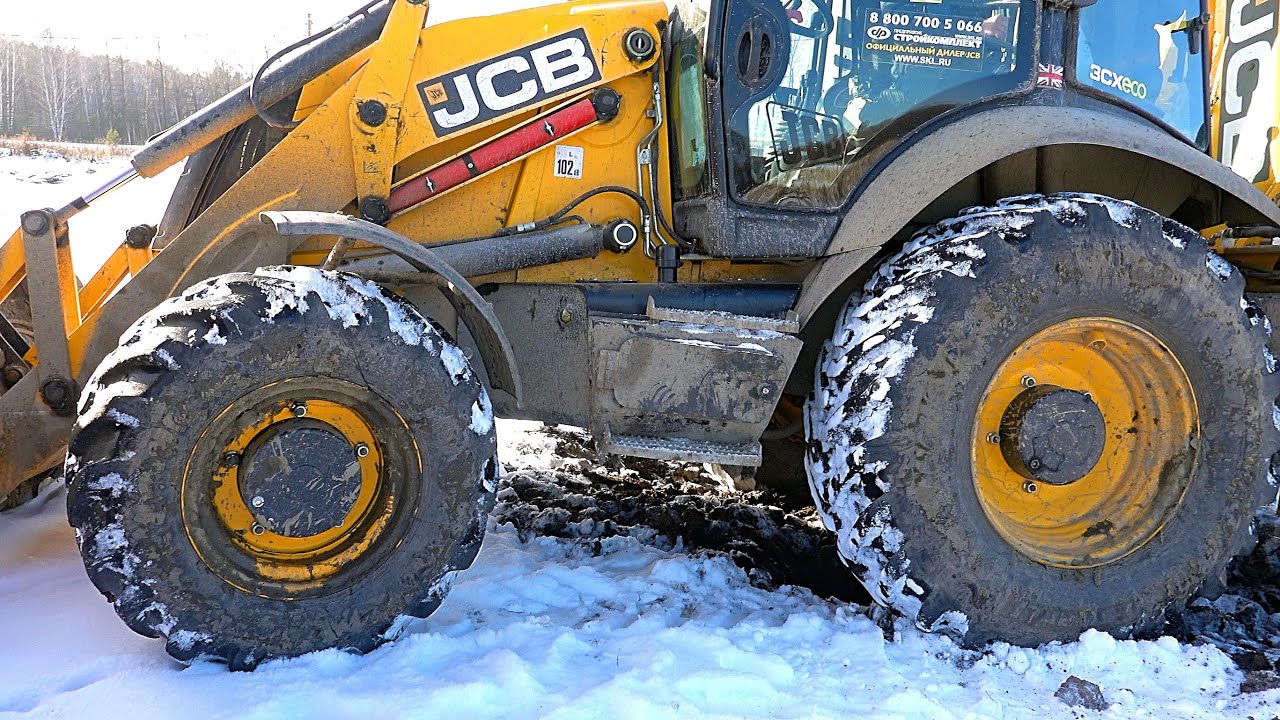 Равняю скалу на участке, начал копать канализацию. Видео про трактор. JCB 3CX экскаватор погрузчик.