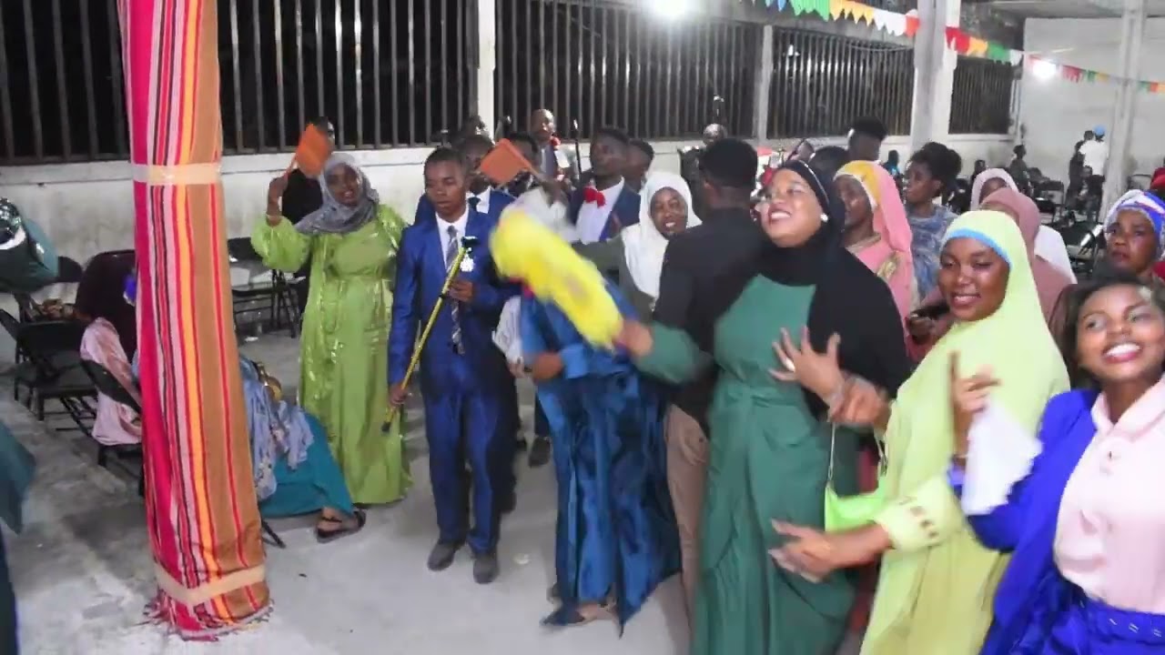 TOIRABE HOMMES DE TADJIDINE SOULE ET ZARINA SINDANOU PARTIE 2