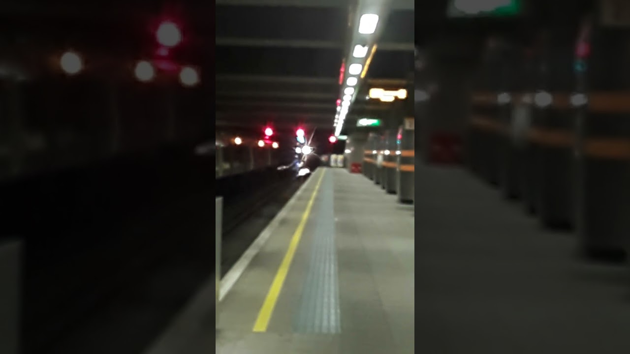 Class 378138 London Overground with a Wrong Headlight Showing White Leaving at Dalston Junction P4