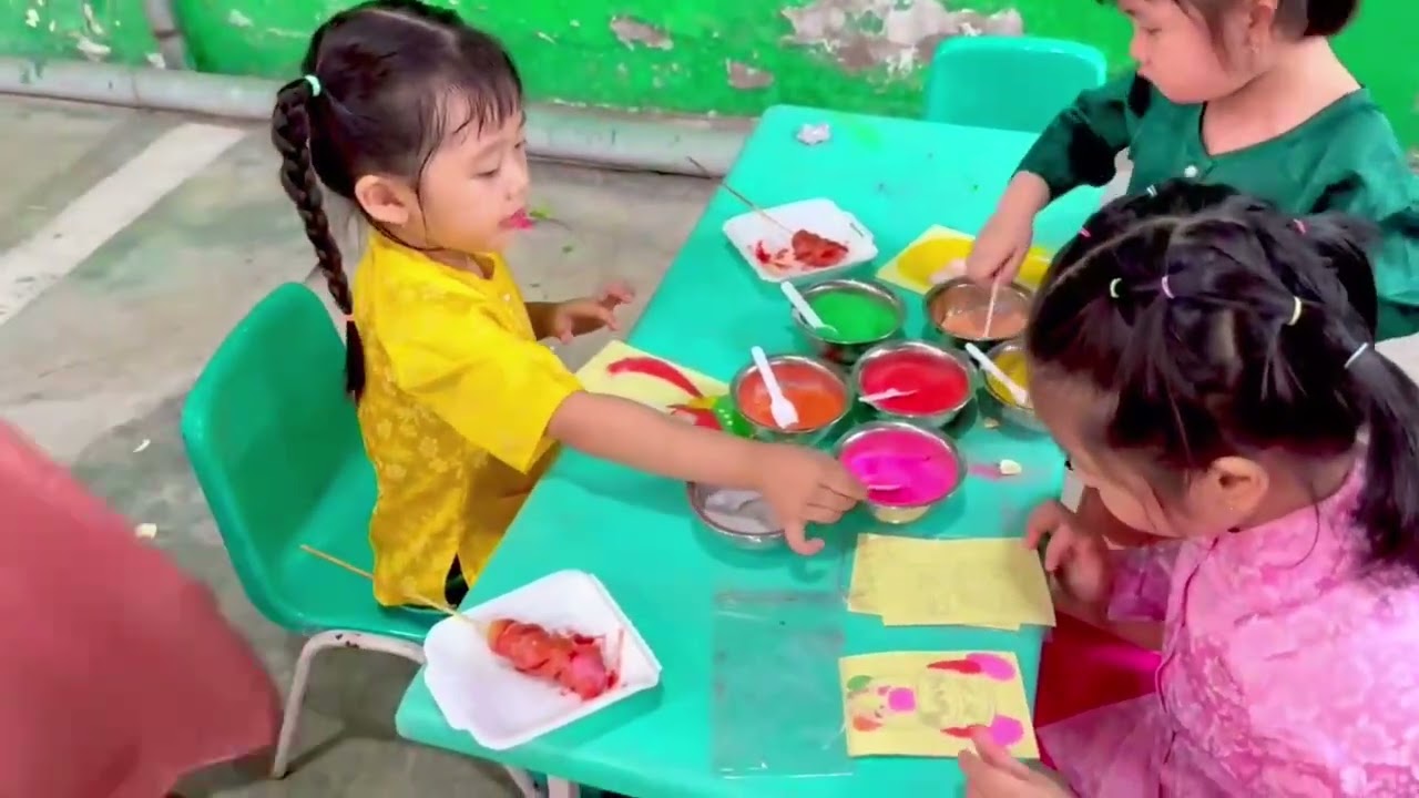 Hội chợ xuân trường em