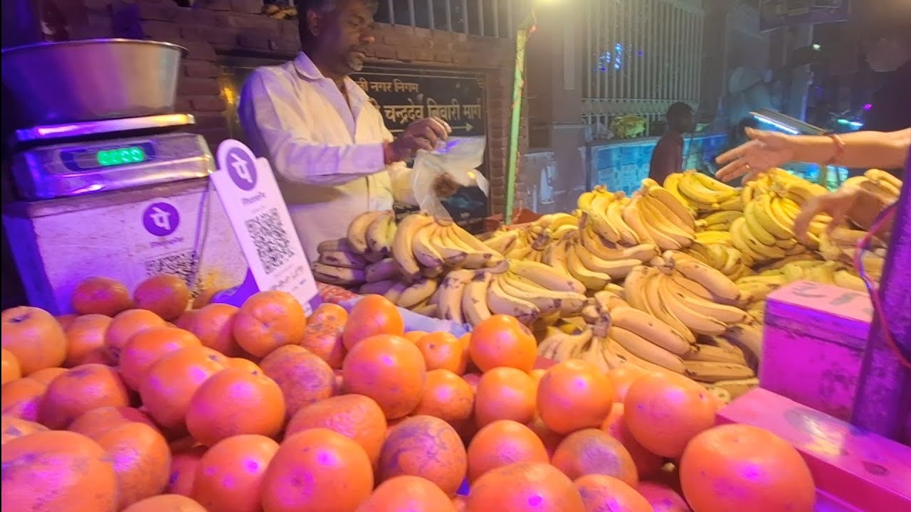 # me gai sbji lene markit or mene banai besan ki sabji#