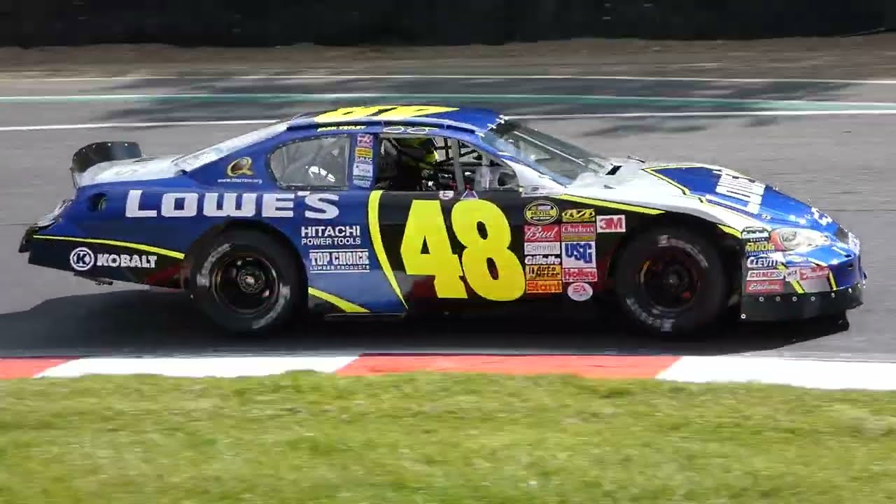 Bernie's V8's & Historic Outlaws Race 1 Part 2 Brands Hatch